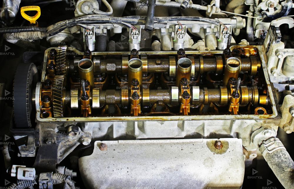 Замена прокладки клапанной крышки Acura RDX в Новом Уренгое