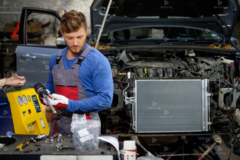 Замена радиатора охлаждения Datsun Go в Новом Уренгое