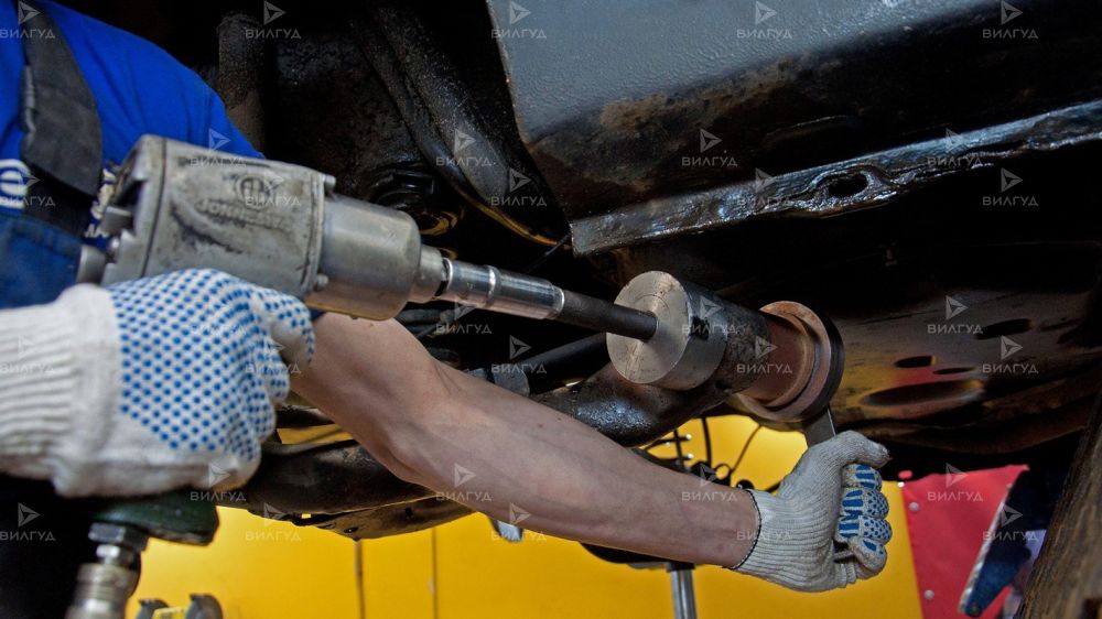 Замена и ремонт сайлентблока Audi A3 в Новом Уренгое