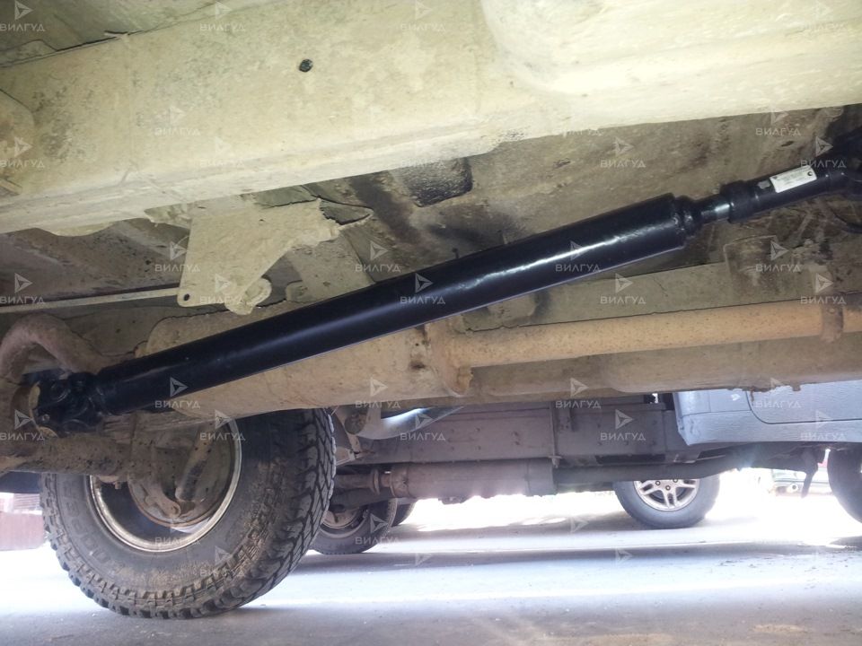 Замена карданного вала BMW X1 в Новом Уренгое