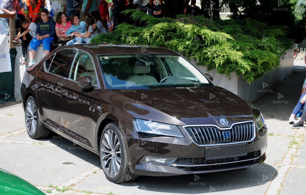 Замена лямбда зонда Škoda Superb в Новом Уренгое