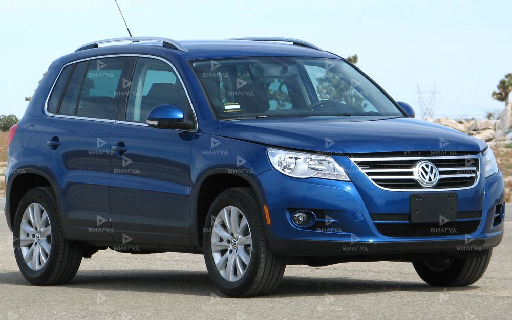 Замена масляного насоса Volkswagen Tiguan в Новом Уренгое Замена масляного насоса Volkswagen Tiguan в Новом Уренгое