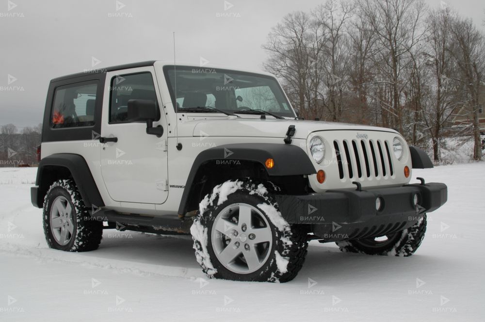 Замена катушки зажигания Jeep Wrangler в Новом Уренгое