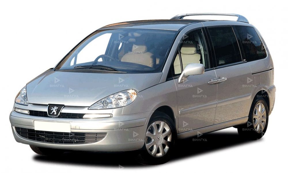 Замена масляного фильтра Peugeot 807 в Новом Уренгое Замена масляного фильтра Peugeot 807 в Новом Уренгое