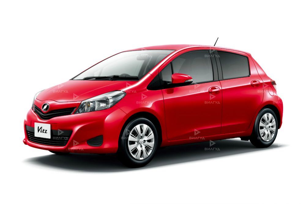 Замена топливного фильтра Toyota Vitz в Новом Уренгое